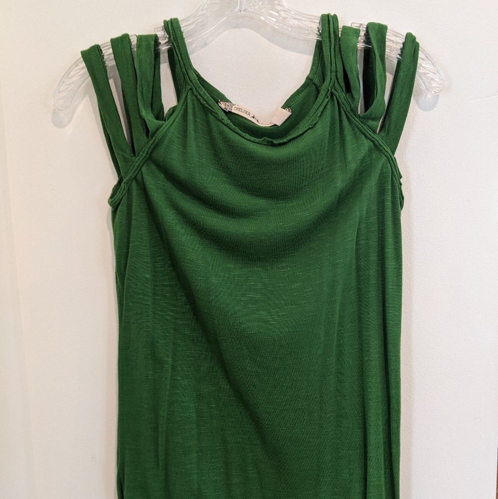 Chelsea & Violet Cut Out Shoulder Top
